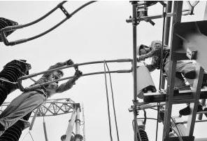 �����mһ���Ȱl�423�|�� ͬ���½�5.5%