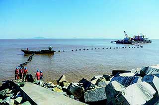 ��ɽ�����|ʩ�����ɹ��M(j��n)܊�����L(f��ng)늈�(ch��ng)�Ј�(ch��ng)