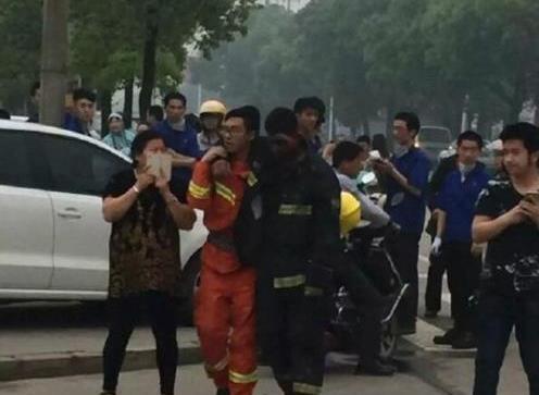 ���K���|�Դ��˾��܇�g�l����ը