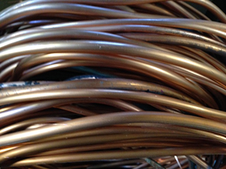 4���ձ������~�������������